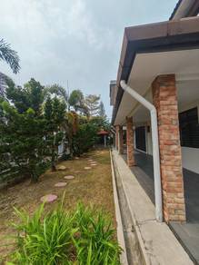 Taman Perling  Taman Laguna Double Storey 6 Bed Partially Furnished