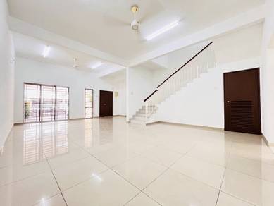 2-StyTerrace House Desa Seringin For Sale 22x82 sqft