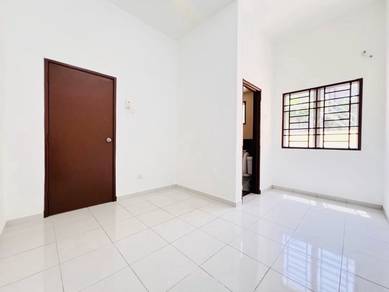 2-StyTerrace House Desa Seringin For Sale 22x82 sqft