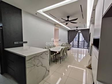 Nicely Renovated with ID, 4 Rooms 3 Baths 2 Carparks