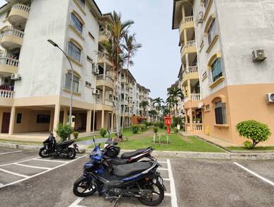Taman Pelangi Ayer Keroh Apartment Ground Floor Unit For Sale