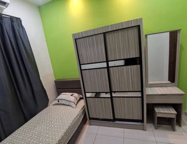 Taman Scientex Senai Single Room with private bathroom for rent