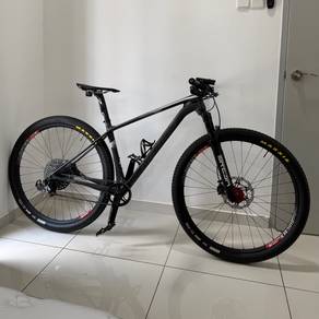 Merida Big Nine CF3 (Size M) 11KG+