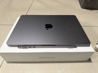 Macbook Air M2, 8GB RAM, 512GB Storage