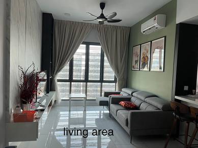 Suasana Utropolis Batu Kawan 2Car Park Furnished FOR SALE