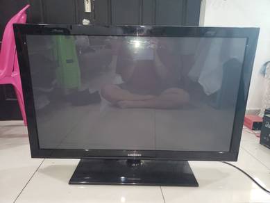 Samsung 42” Plasma TV