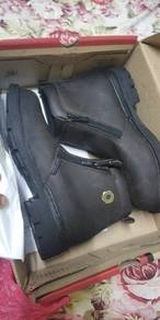 kasut safety