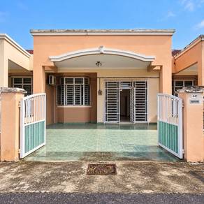 Non BUMI, facing open, TAMAN BUKIT KRISTAL SEREMBAN n9