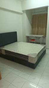 Medium bedroom with Lake View Corner Unit in Sungai Besi Serdang Perda