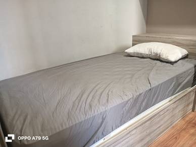 Shaftsbury Avenue-2