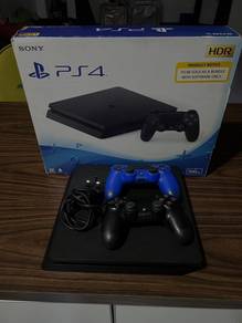 PS4 slim