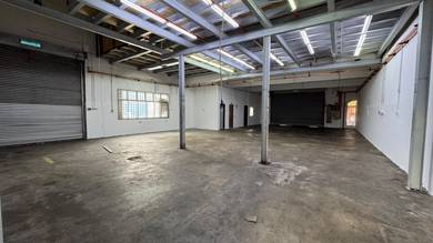 2 Storey Semi-D Factory Balakong Taming Jaya Taman Selesa Cheras