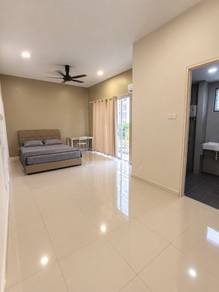 Tropicana Heights | Mix Master Room | Near Central Park & Rafflesia