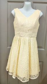 lace dress (padded)