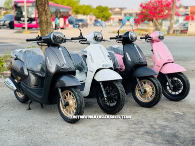 Vespa Style New Color- Benelli Panarea 125