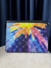 LV Louis Vuitton clutch bag