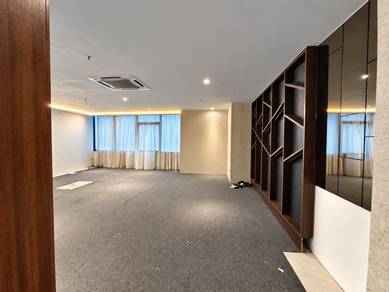 Radia Office Block A Bukit Jelutong Top Flr. Partially Furnished