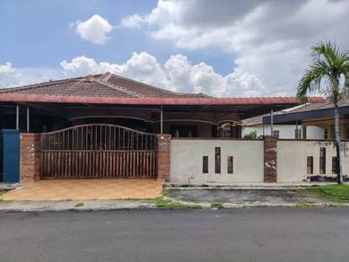 Rumah Semi D Bandar Puteri Jaya Jual Bawah Pasaran Rumah Cantik