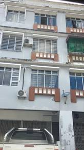Bilik Medium Ehsan Jaya, Ulu Tiram, Tebrau