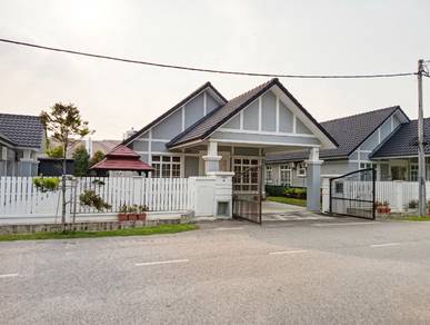 Banglo 1 Tingkat Anjung Gapam