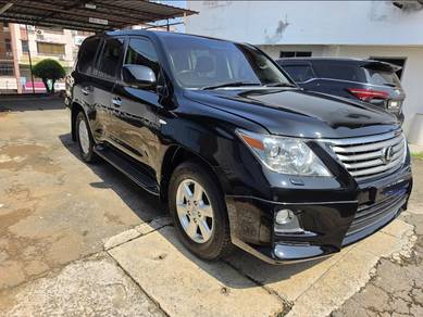 feature ad 2008 Lexus LX570 5.7 (A)