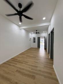 Rumah cantik di Tanjong Minyak Melaka teres setingkat untuk dijual