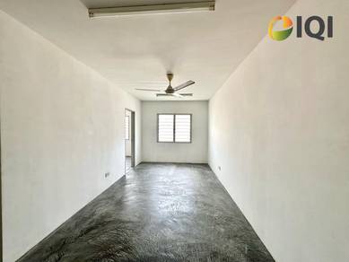 Cheap‼️‼️Taman Sanctuari Flat For Rent📍Alma| First Floor