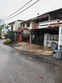 2 storey , taman sri gombak .