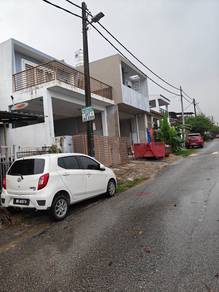 2 storey , taman sri gombak .