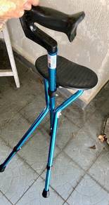 Adjustable Tripod Metal Cane / Seat