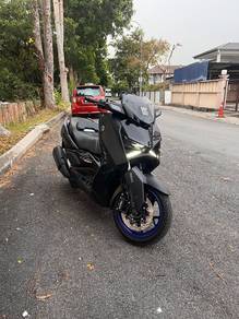Yamaha Xmax 250 