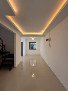 SKUDAI 700SQFT 3BED FULLY RENOVATED 2-Storey Terrace House FOR SALE
