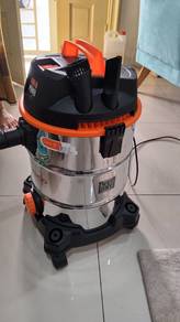 vacuum DAEWOO 30L