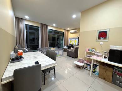 8scape Residence @ Renovated Unit High Floor 3bedroom 1175ft