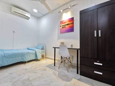 Exclusive Single & Medium Room @ Sunway Court Pjs 7 [Prefer Female]