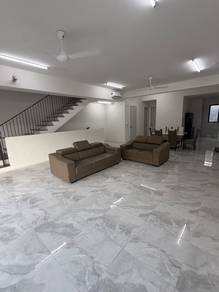 19 trees melawati|5bedrooom|furnish|3 carpark|easy access
