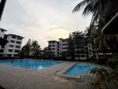 Sunway Court Apartment, Walk Up, 990sf, 3r2b, 2cp, Bandar Sunway, PJ