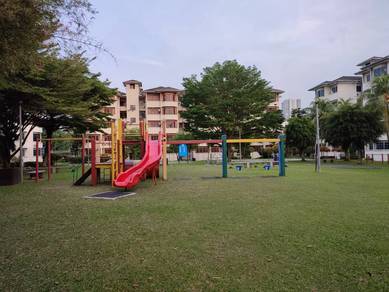 Sunway Court Apartment, Walk Up, 990sf, 3r2b, 2cp, Bandar Sunway, PJ