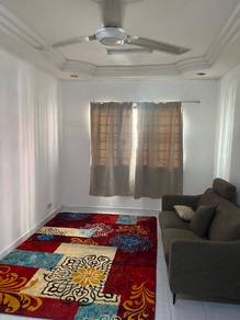 2 bilik untuk disewakan. Bilik medium & bilik small