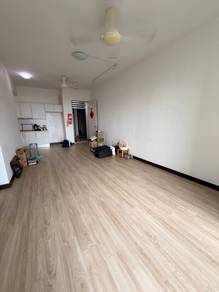 Greenfield Regency, Tampoi Indah, 3 bedrooms, low floor, Partial