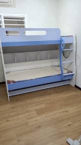 Katil Bertingkat 3 Tingkat (Triple Bunk Bed) 