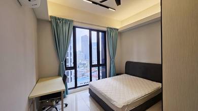 Sentral Suites @ KL Sentral Room for Rent