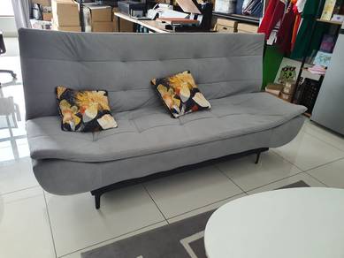 Foldable Sofa (Lead with a Punchy Hook)