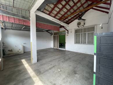 3 BILIK TIDUR | RUMAH TERES SETINGKAT -Taman Merak Mas Bukit Katil