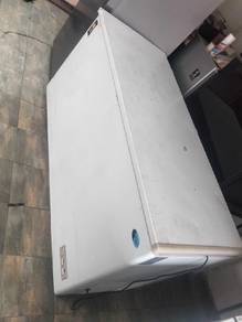 peti ais sale 400 litar sekli hantar 