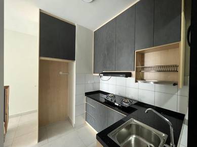 [3 Room Partly Furnish Aircond & Washer] Majestic Maxim Connaught MRT