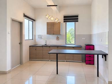 Townhouse Upper Unit @ Casa Utopia at Sungai Dua , Butterworth