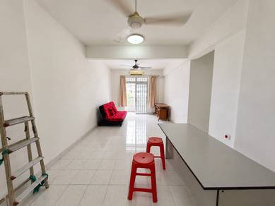 Bayu Puteri 2 Apartment 3 Bed 2 Bath For Sale