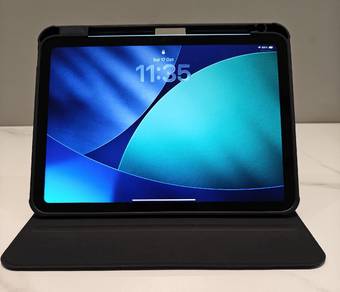 Like-New iPad (10th Gen) 11-inch Wi-Fi 128GB Blue 