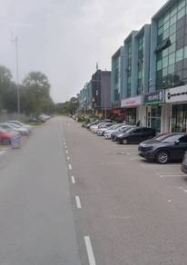 Ground Floor Shoplot for rent @ Bandar Dato Onn, End Lot, Bare Unit